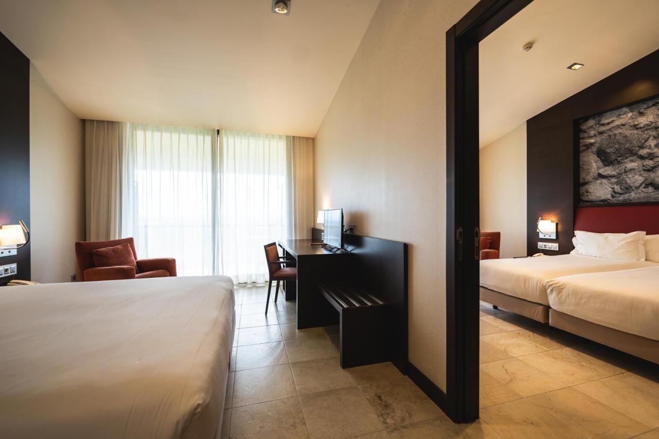 Hotel Mas Sola Santa Coloma De Farners Buitenkant foto